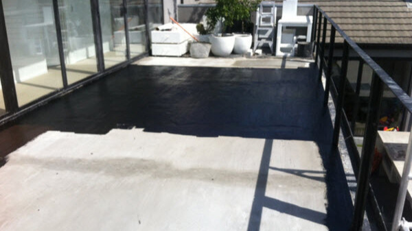​How to Fix Leaking Balconies