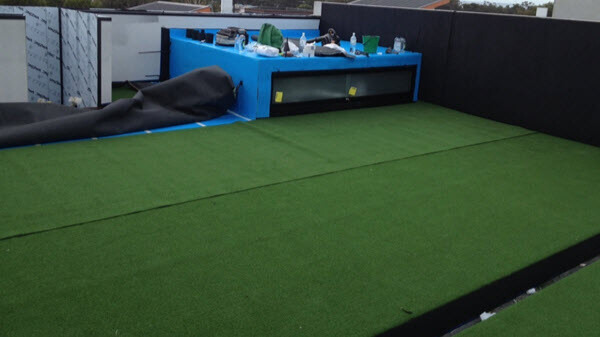 Balcony & Instant Grass
